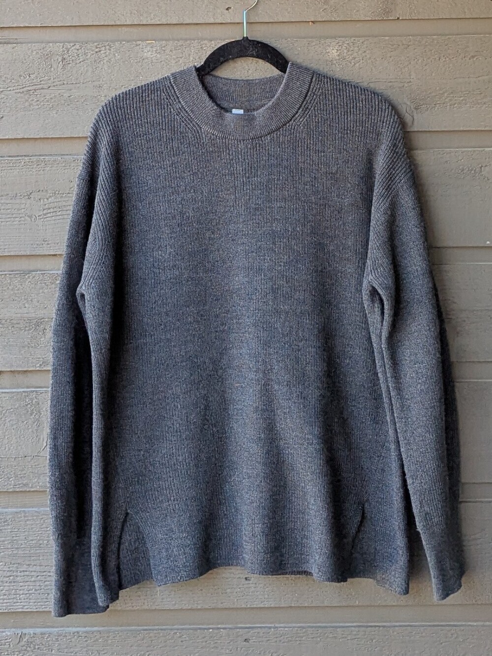 Lululemon Merino Wool-Blend Ribbed Crewneck Sweater Heathered Black Size 8